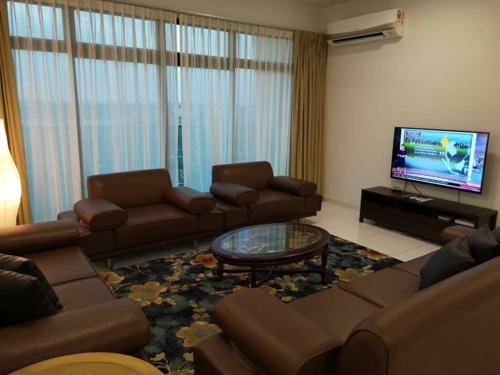 Skyloft Muslim Suite جوهر بهرو المظهر الخارجي الصورة