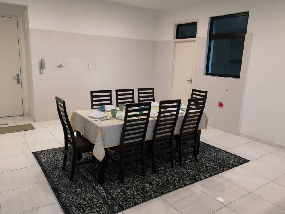Skyloft Muslim Suite جوهر بهرو المظهر الخارجي الصورة